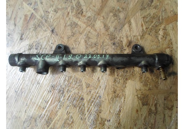 паливна рампа Renault 1.9 dci, 8200330912, 0445214065
